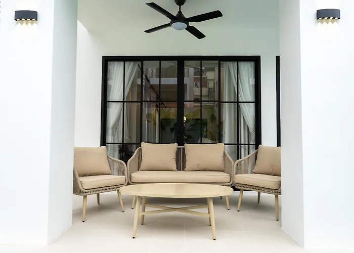 House 158 Patong Pool Villa 4Br Near Beach