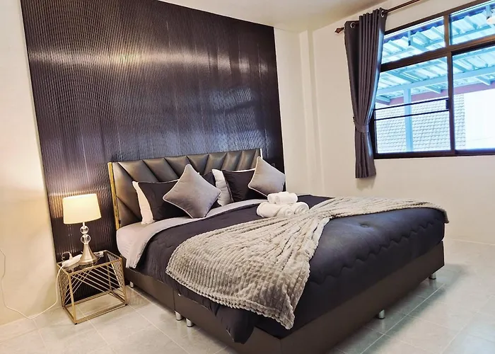 4 Bedroom Lucky House Patong